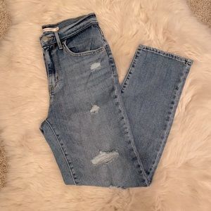Levi’s 724 high rise straight jeans size 27